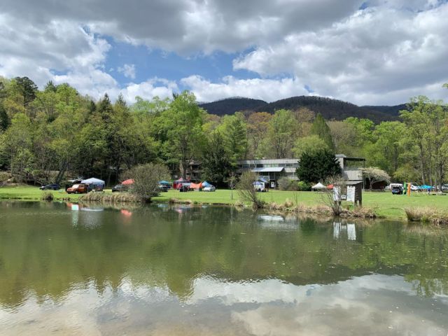 What an INCREDIBLE weekend to celebrate Mother Earth by enjoying the great outdoors all over Western North Carolina! Find us at @outdoorgearbuilderswnc #GetinGearFest at @camprockmont in Black Mountain! We’re also thrilled to be a part of @usaraft #NoliFest; and support the opening of @chestnutmountainpark & @bermparknc as well as @firemountaintrails Inferno! Thanks to all of our amazing partners for giving us the opportunity to celebrate WNC and our incredible outdoor recreation industry and community. Enjoy the sunshine and we’ll see you out there!

📸: Fire Mountain Trails 
📸: David House
#madexmtns #earthday #happyearthday #wnc #wncmountains