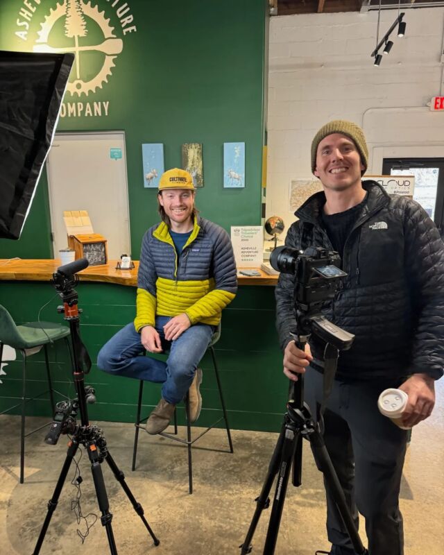 We've been very busy behind the lens lately, working on a new story with @robb_leahy in celebration of the @mtnbizworks #waypointaccelerator. Looking forward to sharing this fun project very soon!

Speaking of which, have your RSVP'd to the 5th Cohort Graduation and Pitch Event on March 7th? If you haven't already, do so at the link in our bio!

#madexmtns #mtnbizworks #waypointaccelerator #outdooreconomy #outdoorbusiness #smallbusiness #businessaccelerator #ncoutdoors #wncoutdoors